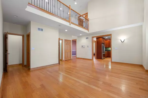 6817 Church ST, Morton Grove, IL 60053