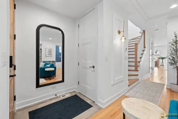 3518-2 W Cortland ST, Chicago, IL 60647