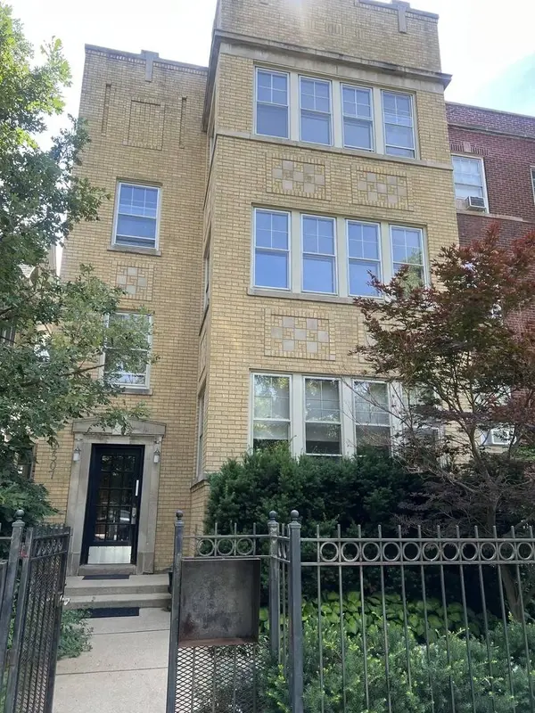 4507 N Campbell AVE #3, Chicago, IL 60625