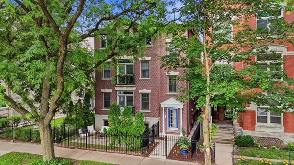 3131 N Racine AVE #3, Chicago, IL 60657