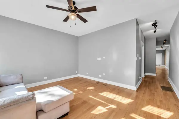 3208 W Wabansia AVE #2E, Chicago, IL 60647