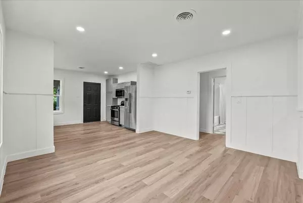 1019 Spruce ST, La Marque, TX 77568