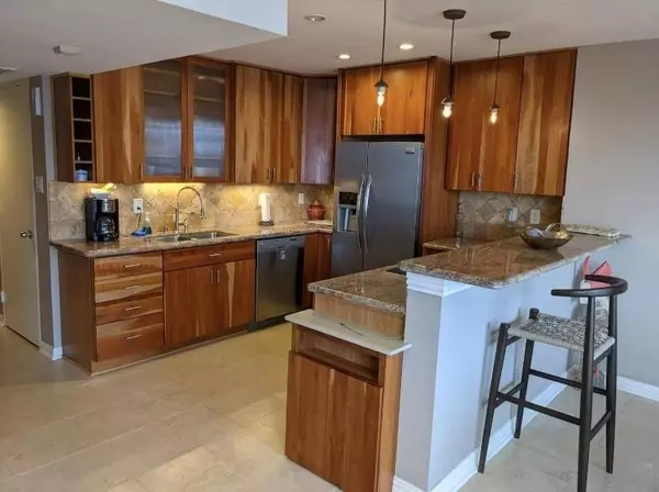 2016 Main ST #1809, Houston, TX 77002