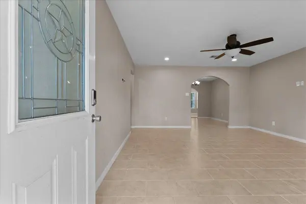 815 Rosewood DR, Dickinson, TX 77539