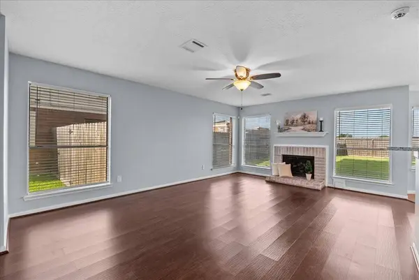 1812 Dublin DR, League City, TX 77573