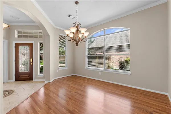 1612 S Lago Vista DR, Pearland, TX 77581