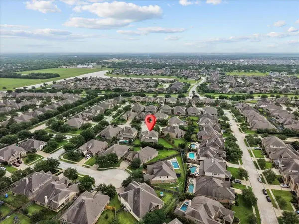 904 Cozy Hollow CT, Friendswood, TX 77546