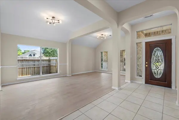6140 Dunbar CT, League City, TX 77573
