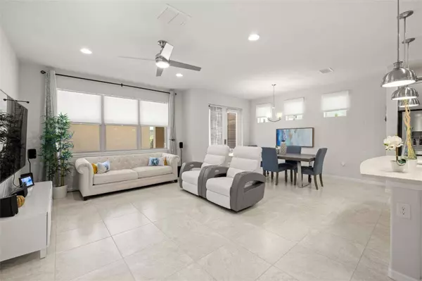 5733 COLONY GLEN RD, Lithia, FL 33547