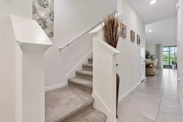 355 MANGROVE SHADE CIR, Apollo Beach, FL 33572