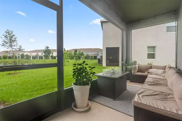 355 MANGROVE SHADE CIR, Apollo Beach, FL 33572