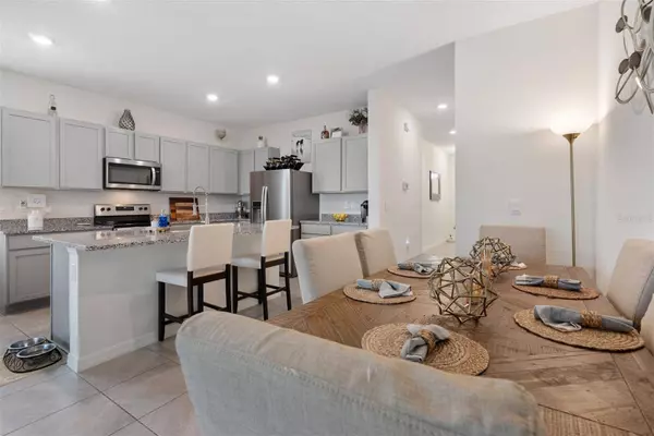 355 MANGROVE SHADE CIR, Apollo Beach, FL 33572