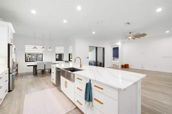 3505 GAVIOTA DR, Sun City Center, FL 33573