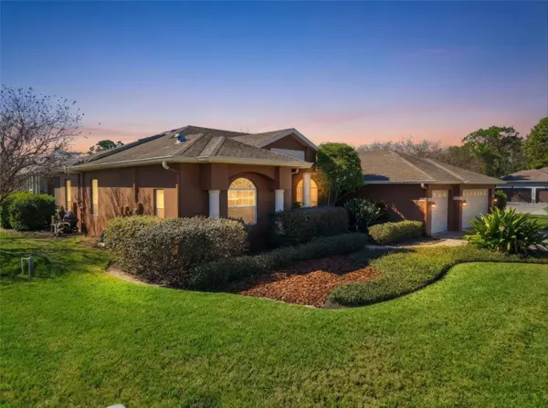 915 VISTA VERDE LN, Sun City Center, FL 33573