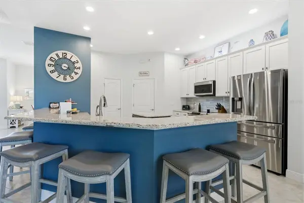 3840 CARDENAL AVE, Sun City Center, FL 33573