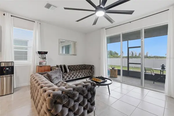 444 MANGROVE SHADE CIR, Apollo Beach, FL 33572
