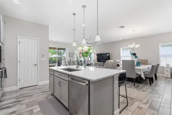 5565 SILVER SUN DR, Apollo Beach, FL 33572