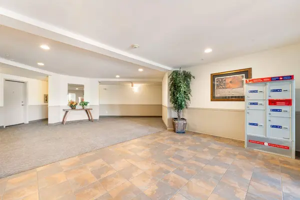 2395 Eversyde AVE SW #1102, Calgary, AB T2Y 0B4