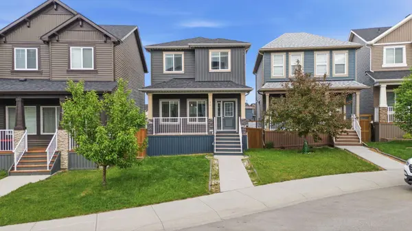30 Evanscrest HTS NW, Calgary, AB T3P0S3