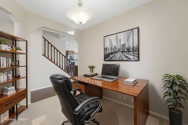 107 Everoak GN SW, Calgary, AB T2Y 0J6