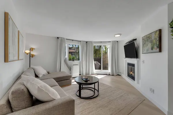 705 56 AVE SW #302, Calgary, AB T2V 0G9