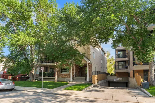 705 56 AVE SW #302, Calgary, AB T2V 0G9