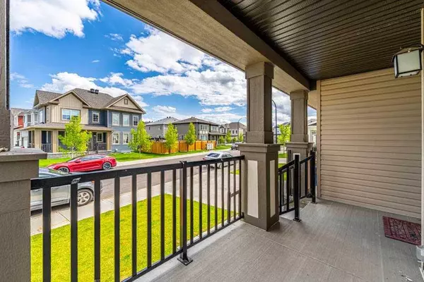 62 Cityspring MNR NE, Calgary, AB T3N1Z8