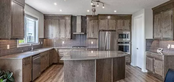 62 Cityspring MNR NE, Calgary, AB T3N1Z8