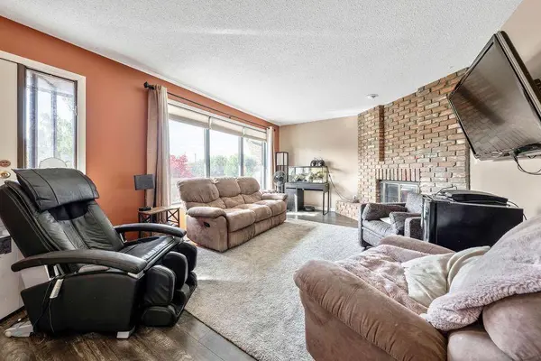 1302 Mountain AVE, Rural Foothills County, AB T0L0J0