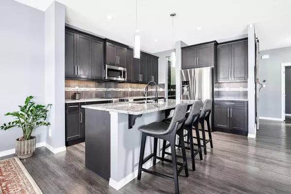 6 Ranchers Bay, Okotoks, AB t1s0p2