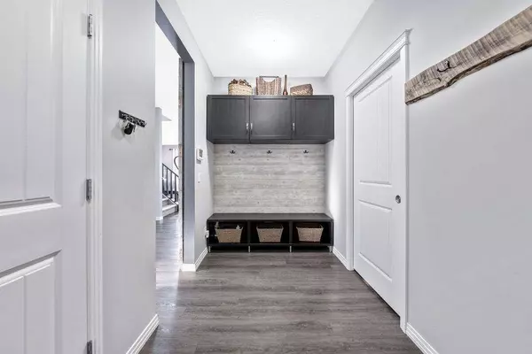 6 Ranchers Bay, Okotoks, AB t1s0p2