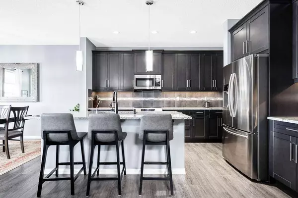 6 Ranchers Bay, Okotoks, AB t1s0p2