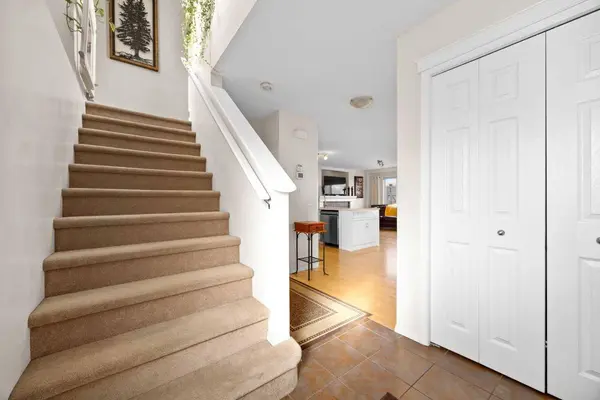 73 Sunset HTS, Cochrane, AB T4C 0C7