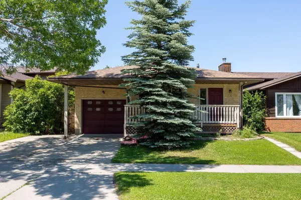 80 Macewan DR NW, Calgary, AB T3K 2P7