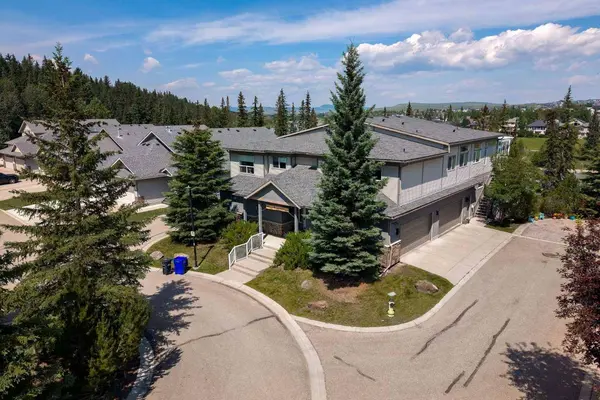 192 Crawford DR #MR, Cochrane, AB T4C 2G8