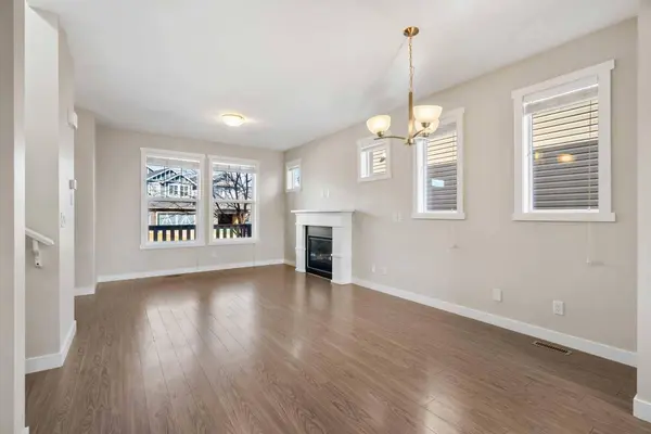 1194 Williamstown BLVD NW, Airdrie, AB T4B 3Y8