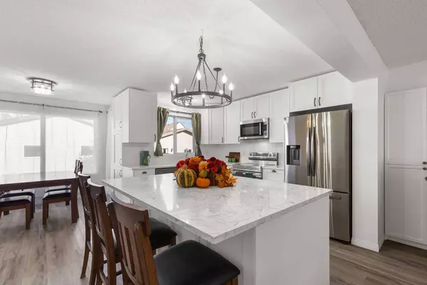 2348 Reunion Rise NW, Airdrie, AB T4B 0M5