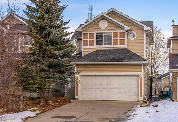 69 Royal Elm Mews, Calgary, AB T3G 5P6