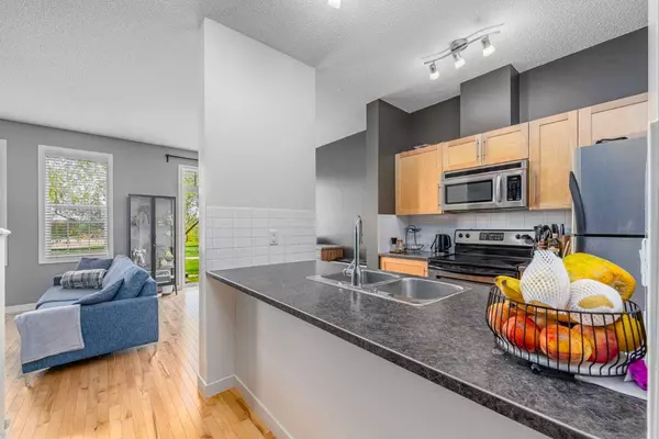 155 Silverado Skies Link SW #303, Calgary, AB T2X 0K6