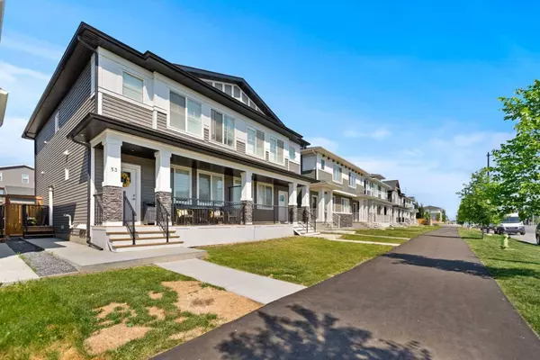 53 Creekstone DR SW, Calgary, AB T2X 4Y2