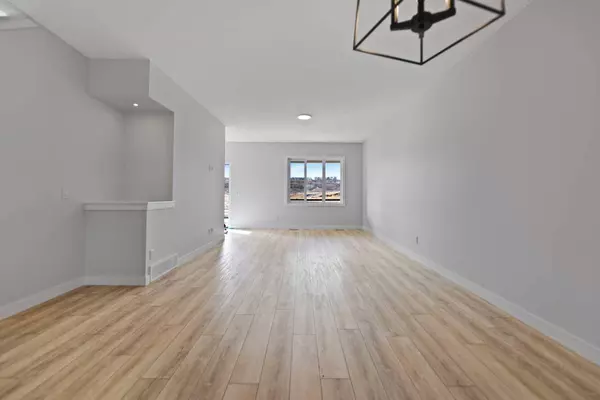 510 Wolf Willow BLVD SE, Calgary, AB T2X 5P3