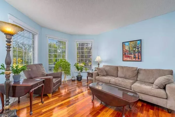 1104 Deer River CIR SE, Calgary, AB T2J 7A3