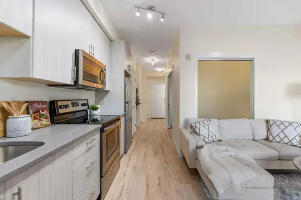 215 Legacy BLVD SE #4105, Calgary, AB T2X 3Z7