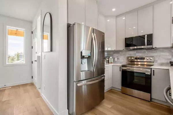 642 Cottageclub BND, Rural Rocky View County, AB T4C 1B1