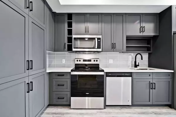 4138 University AVE NW #625, Calgary, AB T3B 6L4