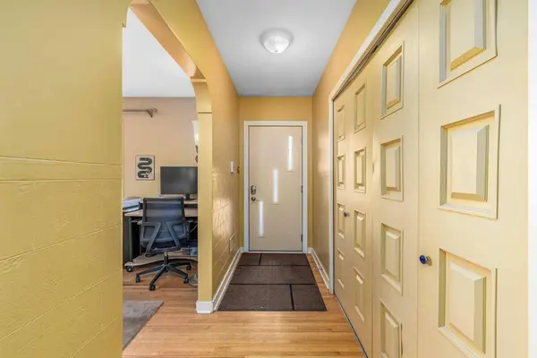 2311 19 ST SW, Calgary, AB T2T 4X1