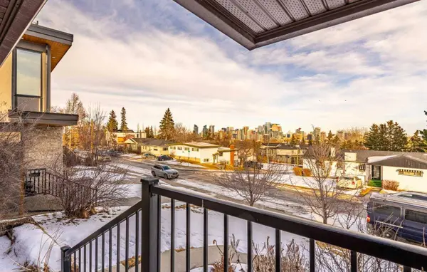 2311 19 ST SW, Calgary, AB T2T 4X1