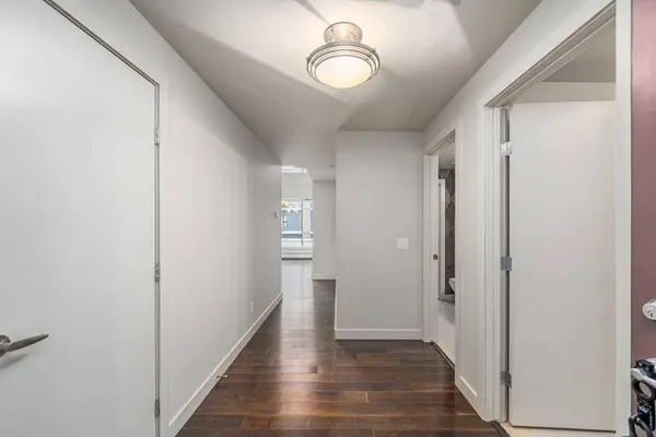 1730 5A ST SW #402, Calgary, AB T2S 2E9