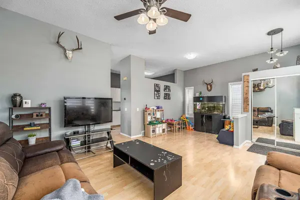 395 River Rock CIR SE, Calgary, AB T2C 4B9