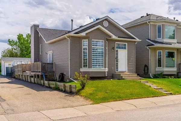 395 River Rock CIR SE, Calgary, AB T2C 4B9
